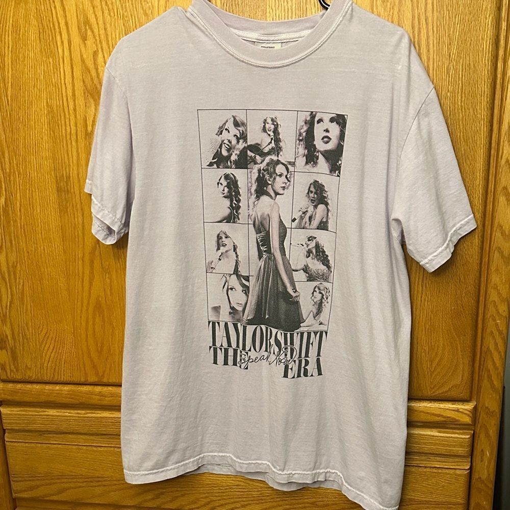Taylor Swift speak now era tee
